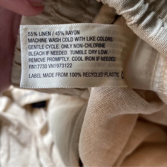 Universal Thread Women’s Cream/Tan Linen Pull On Shorts - Picture 3 of 4